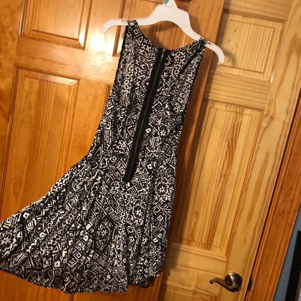 Cute BeBop Dress - Picture 2 of 3